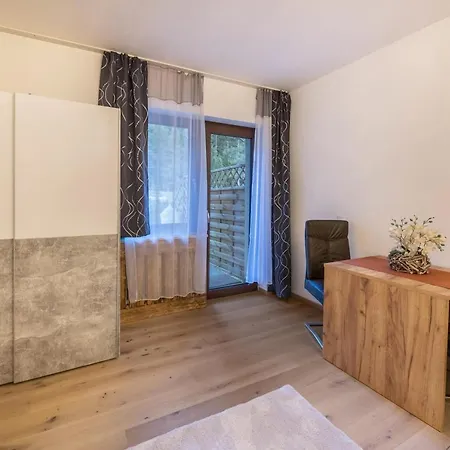 Ferienwohnung Veronika Leutasch * Лойташ