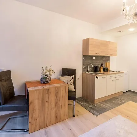 Ferienwohnung Veronika Leutasch * Лойташ