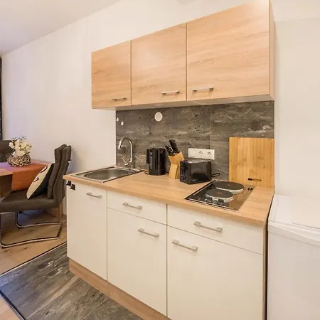 Апартаменты Ferienwohnung Veronika Leutasch